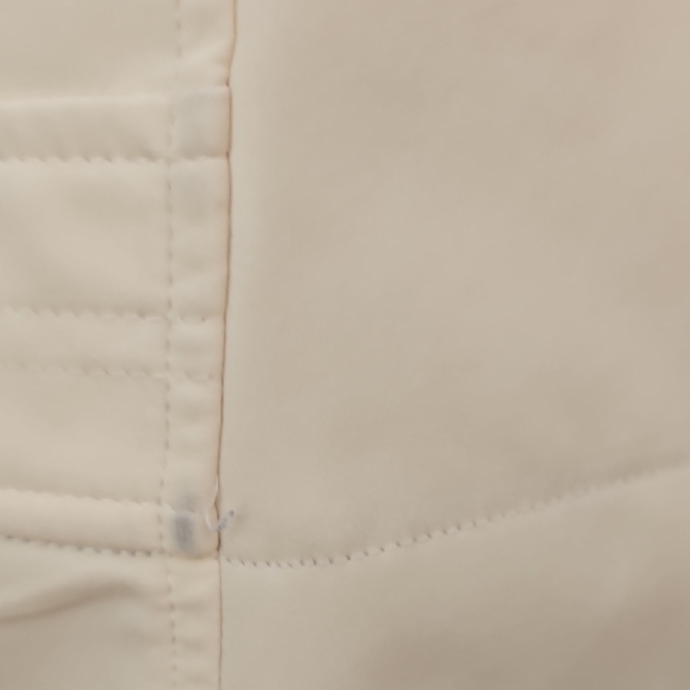 The North Face Women's Cream Zipper Medium Jacket - Picture 11 of 16